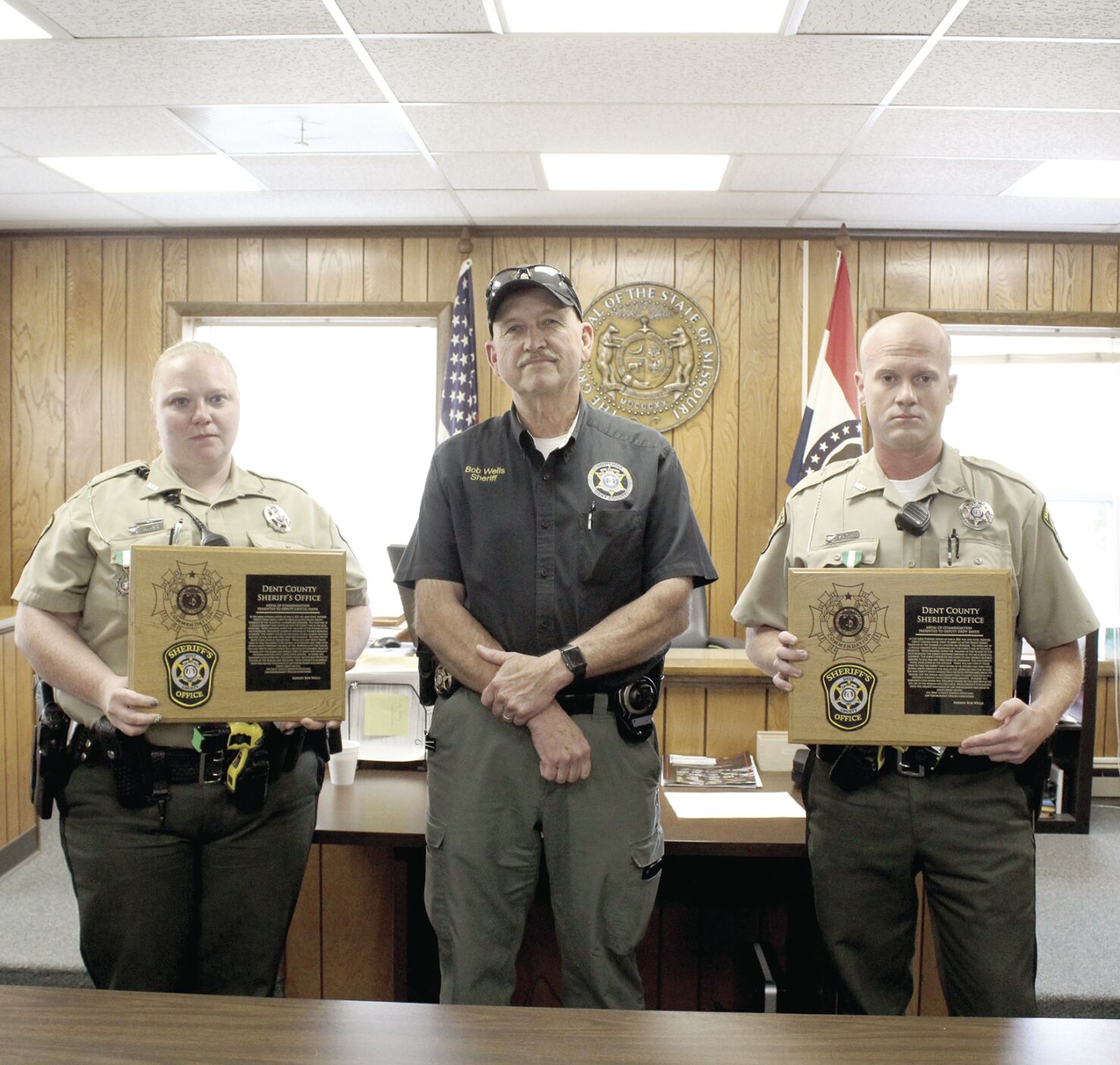 Deputies get awards for bravery